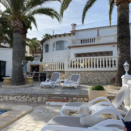 Villa Emilia 8 Pax *